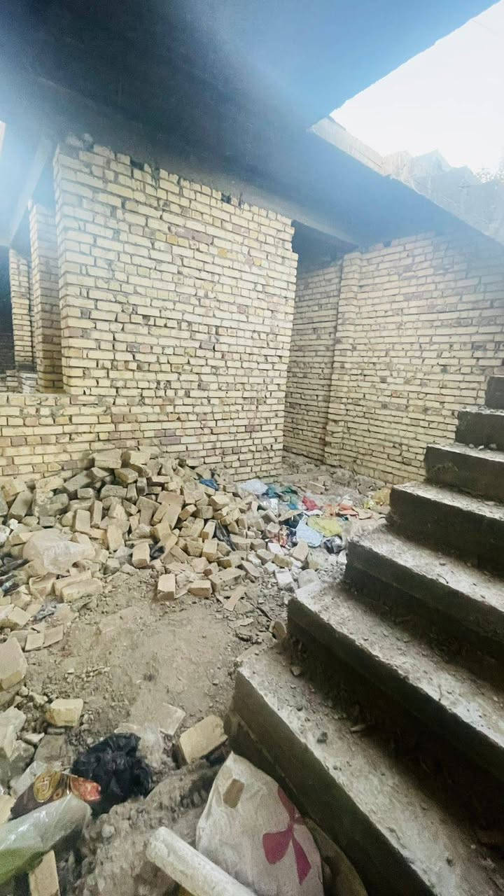 هيكل للبيع مساحه 100 متر سند 25 قرار محكمه تحويل مباشر البيت بأسمي تحويل كبل للمشتري
عنوانه/ صكبانيه  وره سيطره قرب ملعب الفرسان

سعر ٤٥ وبي مجال بسيط
للاستفسار الاتصال ع رقم ***********
