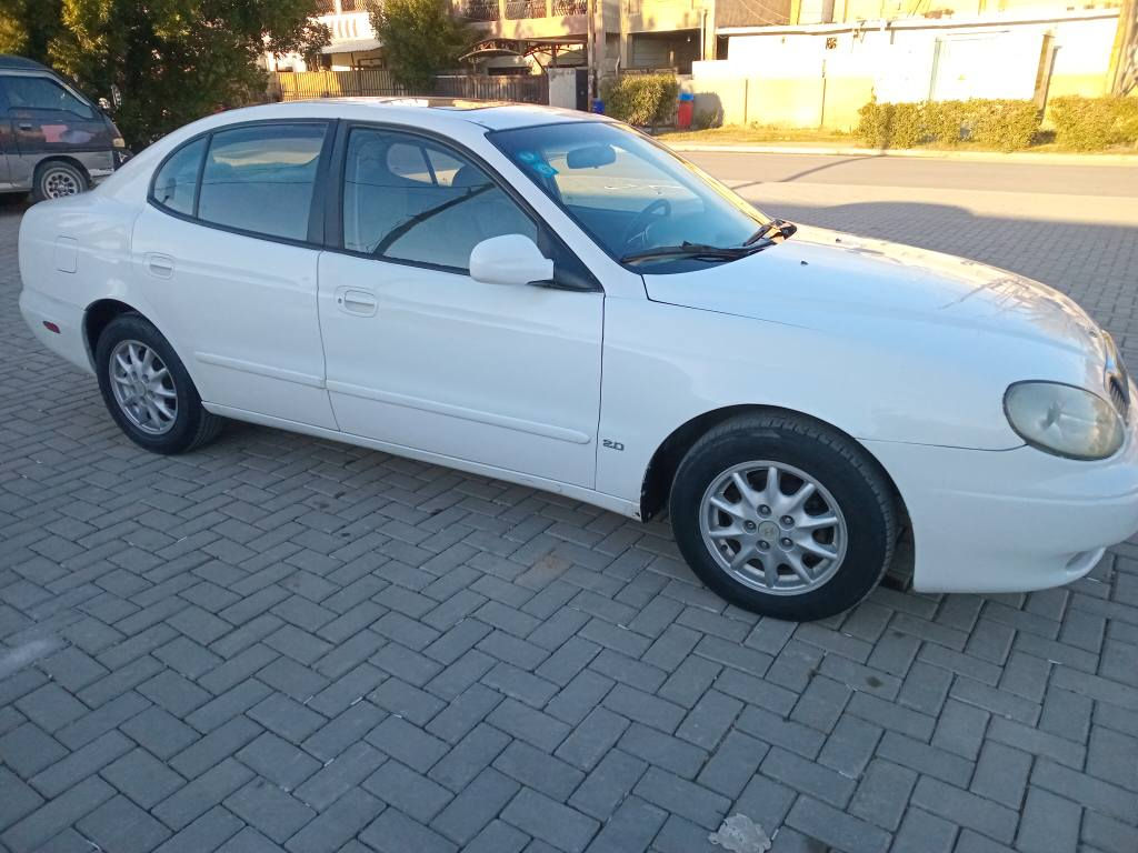 السلام عليكم ،،، للبيع دايو لكنزا موديل 2000 محرك 1800 كير اوتوماتك قبل شهر بدلته جديد مال حاويه السياره بيها قطع صبغ بدون ضربه مجرد صبغ انقلع وعندي صور قبل الصبغ لايت زنون سلايت رووف باسمي الرقم الدولي هزه جديده سنويه لغايه 2031
مكان السياره بغداد العامريه السعر 48$ سياقه حلوة وناعمه مابيها اي نقص *********** السياره احلى من الصور *********** وتحياتي للجميع بغداد, العراق
