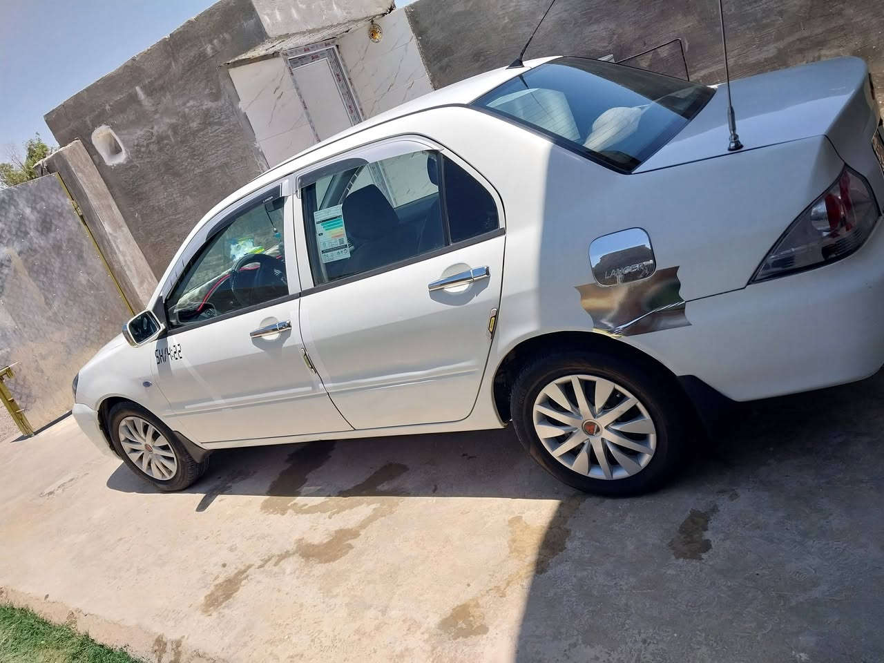 سلام وعليكم سياره لانسر رقم بغداد  موديل ١١ بسمي تحويل ثانيوم  للبيع بيها فقط ٣ قطع سياره جاهزه علا كلشي محرك وكيري وكعربائيات فول تخم تاير تبريد ثلج مال جناي  السعر ٨٥  وبيها مجال لشراي مكان صلاح الدين الضلوعيه التصال عل رقم ***********
