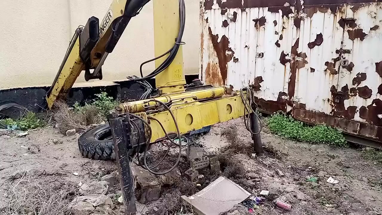 بسبب الوعود الكاذبة اعيد النشر للبيع كرين بافنكر 2سلايت هيدروليك حجم7000 النوان فلوجه *********** / ***********
