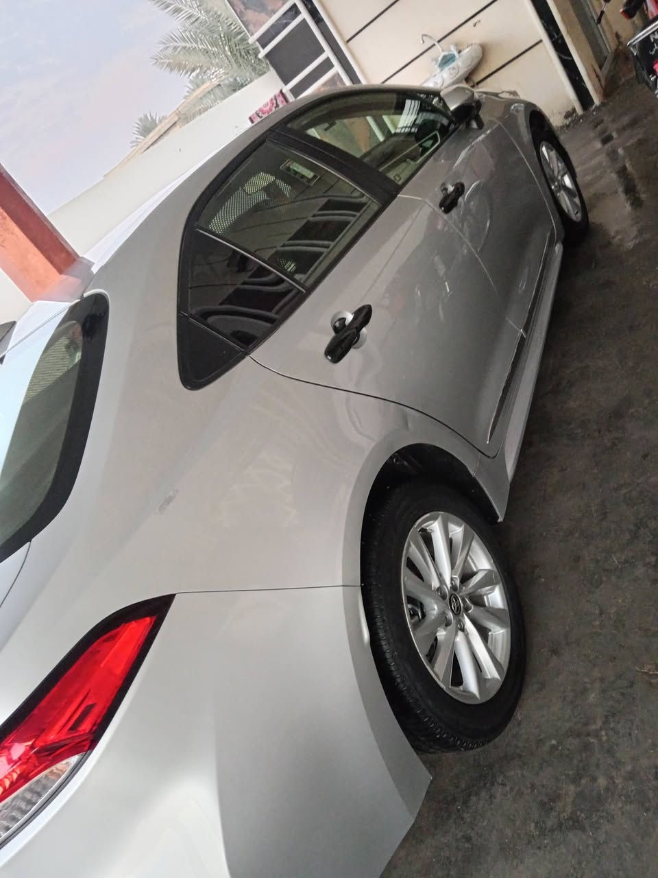 كورله موديل ٢٠٢٣ سياره جديده ماشيه ٣٤ بيه بس بنيد مبدل وبيه بارد بين البابين قليل فوال ما عده الفتحه مكينه ٢٠٠ بصمه بواب وبصمت تشغيل كروس سرعه سعره ١٥٥ وبيه مجال مكاني كربلاء ***********
