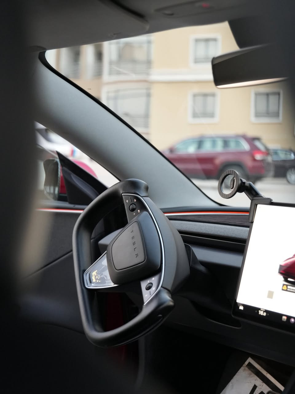 للبيع Tesla Model 3 Highland 2025
سنكل ماطور
 لونك رنج تمشيك 620km 
اللون: Red Metallic
الممشى: 25,000 ميل

السعر: 23,000 دولار
بيها مجال بسيط

للتواصل:
***********
***********
