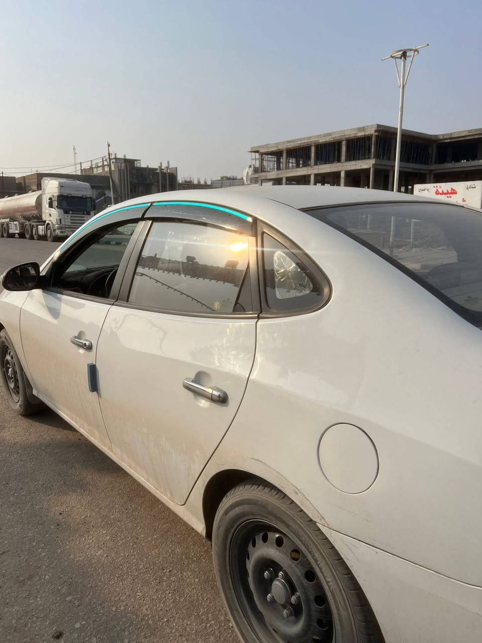 الانترا مقدس
موديل 2011
بيها ٣ قطع صبغ
باب الصدر
وباب الخلفيه ورا السايق
وجاملغ ورا
سياره حلوه احلا من الصور
السياره بل نجف
ب 95$ وبيها مجال قليل
***********
