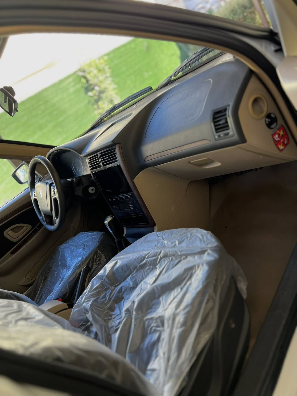 بيجو بارص 2021 رقم بغداد تحويل مباشر
السيارة جاهزه مابيهه اي نقص
بيهه باب خلفي بالشركه مبدل فقط  
مواصفاتها / شاشة وكاميرا خلفيه دوارة / حساسات خلفية / اشاير بالمري / تحكمات استيرن / ايرباكات 
السعر 68 $    ***********
