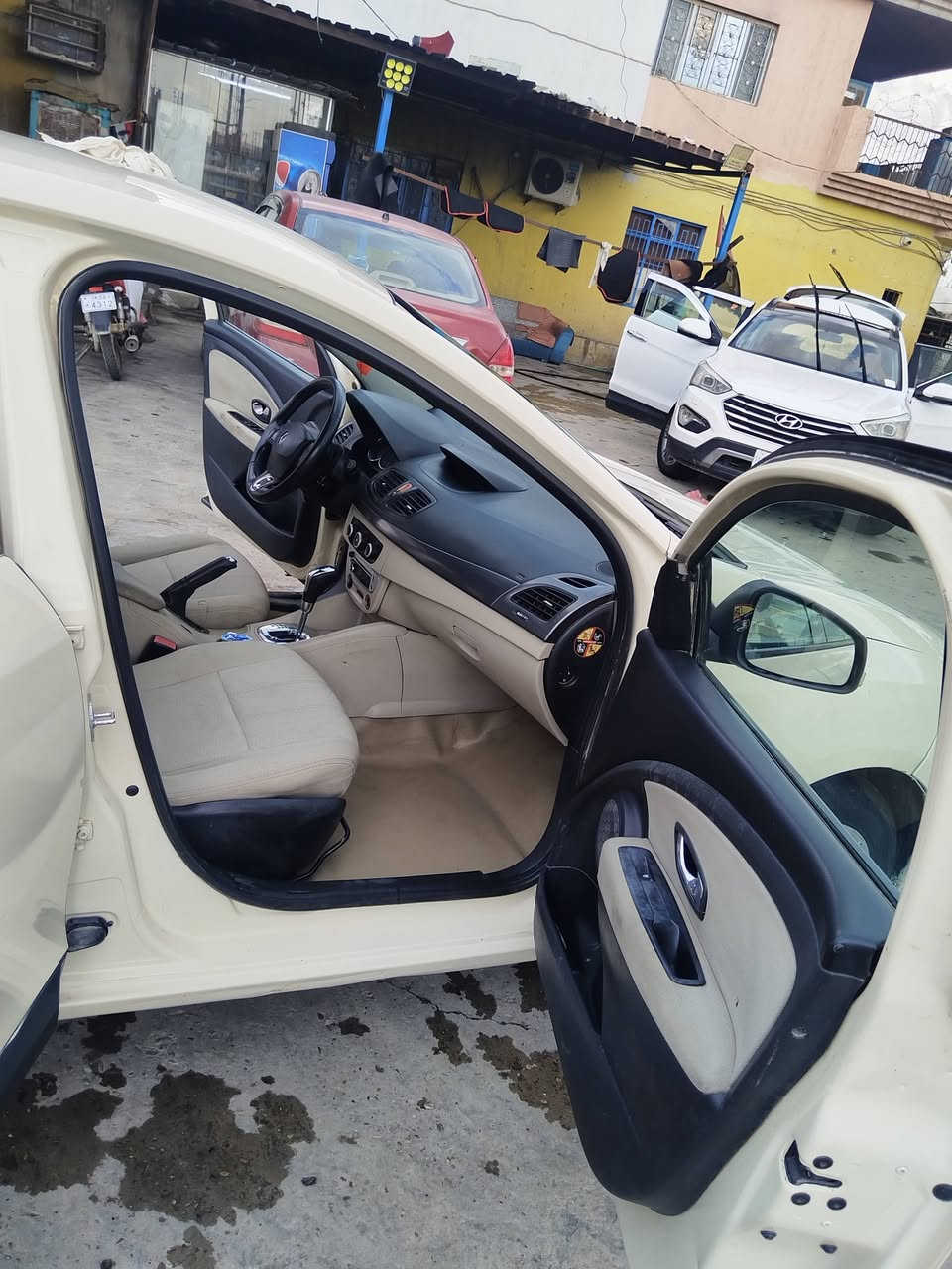 🚗 للبيع: رينو فلونس 2016 – مواصفات جيدة
محرك اقتصادي وعملي ١٦٠٠ 
كير CVT
شاشة معلومات (توضح الأعطال والتنبيهات)
تحكمات ستيرن
إشارات بالمرايا الجانبية
مرايا كهرباء
زجاج كهرباء
قفل مركزي + ريمونت
رقم بغداد 
🔧 ملاحظات:
السيارة بيها 4 قطع صبغ
🚘 السيارة استخدام يومي  تحويل مباشر 
💰 السعر: قابل للتفاوض للجادين
📍 الموقع: صلاح الدين  بلد
⚡ البيع مستعجل 
📞 للاتصال: ( *********** )
