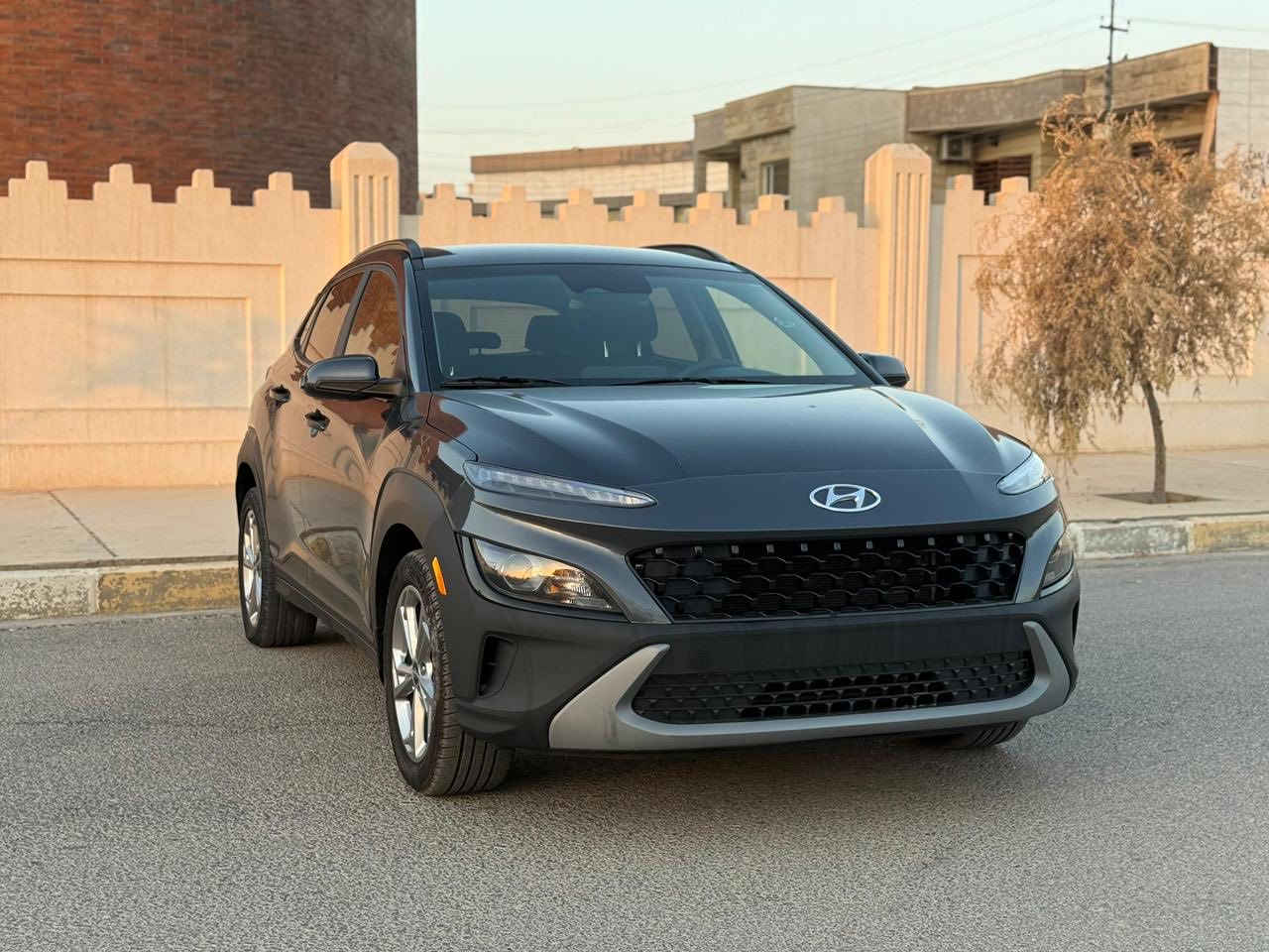 هيونداي كونا SEL 2023 صبغ جاملغ خلفي
محرك 2000 DOHC

 • إيرباك سليم ✅

 • صبغ جاملغ خلفي ✅

 • صندوق تبديل شركة نفس اللون ✅

‏ بيع أو مراوس مع سيارات رقم شمالي بسعر معقول 

                   

      المواصفات:

 • بصمة تشغيل + بصمة أبواب + بصمة صندوق

 • تشغيل عن بُعد

 • نظام دفع رباعي AWD

 • شاشة كبيرة + شاشة تحكم بالتبريد

 • كشنات هيتر

 • شحن لاسلكى

 • رادار أمامي

 • حساسات خلفية

 • نظام النقطة العمياء

 • أوتو بريك

 • أنماط قيادة (Sport – Normal – Smart)

 • كير أوتو + عادي

 • ويل كب قياس 17

 • محرك 2000cc DOHC

💰 السعر: 143

📍 الموقع: أربيل – قرب عنكاوة مول

📞 للتواصل واتساب: ‭0751 135 2870‬

***********

***********
