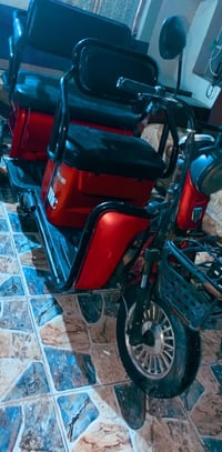 دراجة شحن نضيفه بطاريات جدد السعر 650 وبيها مجال ‏‪07870594658‬‏ واتسا...