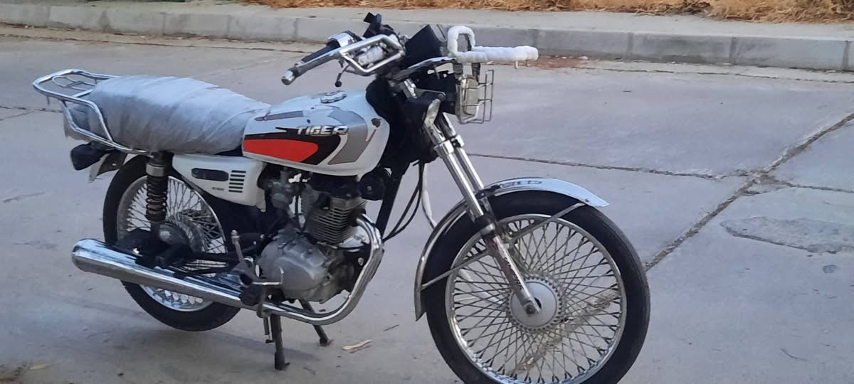 سلام عليكم  نامه برو موديل2020 تعميره جديده الكهرباء كلو شغال الماطور كلشي مايعوزو كامل مكمل بس يعوز بنز خلفي السعر [475] بي مجال  للطيبين وتدللون المكان موصل جانب اليمن حي الثوره رقمي [***********]
