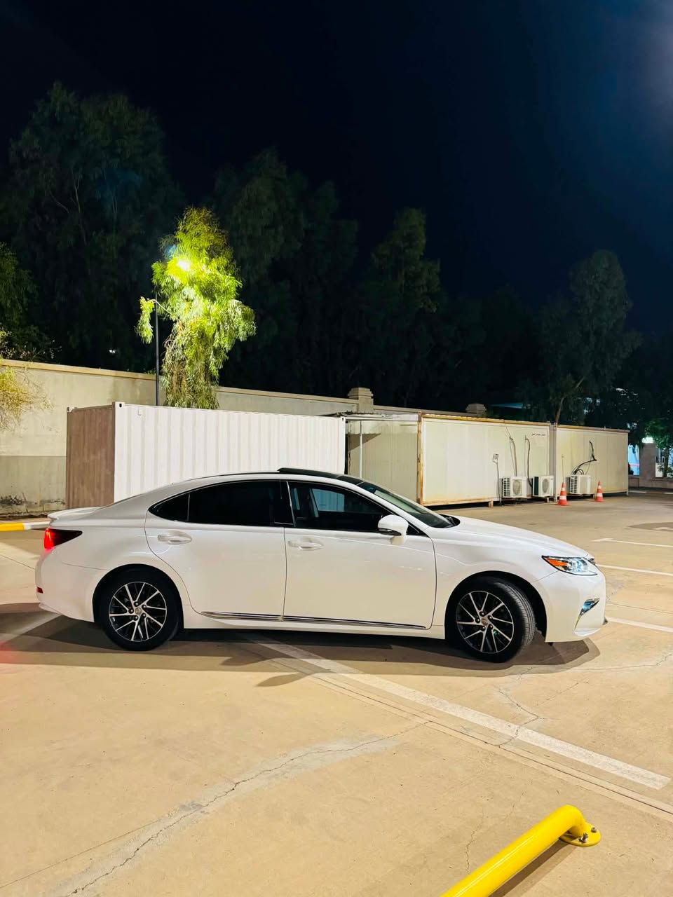 LEXUS ES 350 V6 2017
وارد خليجي VIP
رادار مامي و جانبي خط مسار
بانوراما
كشنات خزن سكن و سايق
تشغيل عن بعد
صندوق شفط
٥ بردات
تحكم تكوة خلفي
كشنات تفئة ٤ مقاعد
حساسات امامي و خلفي
مراية شفط
لايتات ئوتو منحرك
شاشة كبير ميموري
شاشة تحكم ماوس
٣ مود قيادة
٤ ابواب بصمة
سماعات مركة markt levinson
كشن  سكن تحكم بل سفحة
سيارة استراد خاص شريكة كامران ئوتو سليمانية
گير و محرك بشرط مدة ٢ شهرين
سنوية هزة جديد الي ٢٠٢٩ تحويل ثاني يوم
مكان سيارة اربيل
تضليل كتاب مرور ◾️
ماشية ١٣٥ الف كيلومتر حقيقي بشرط
كفالة عامة من صبغ و بارد
***********
***********
