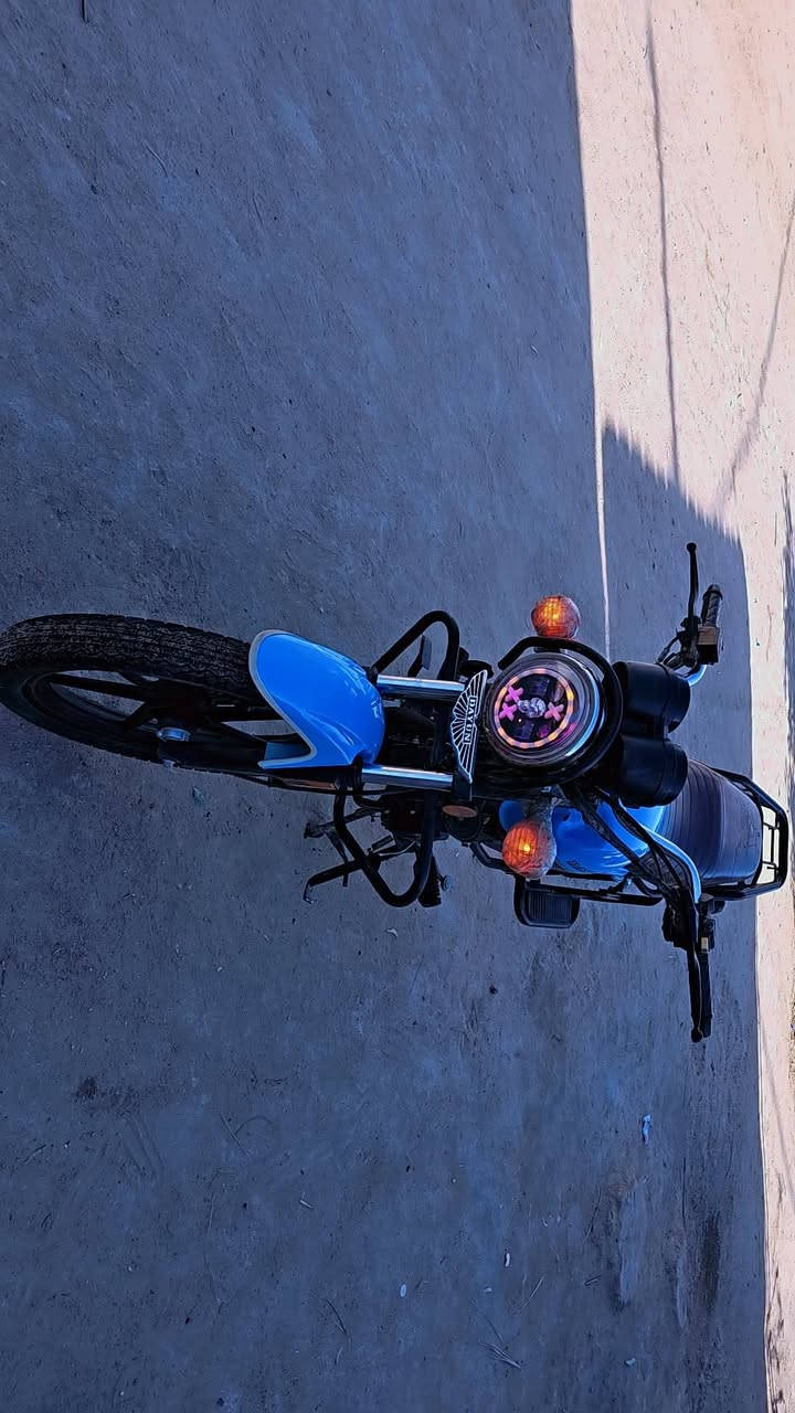 سلام عليكم
دايون للبيع موديل2023   أوراق باسمي ***********
