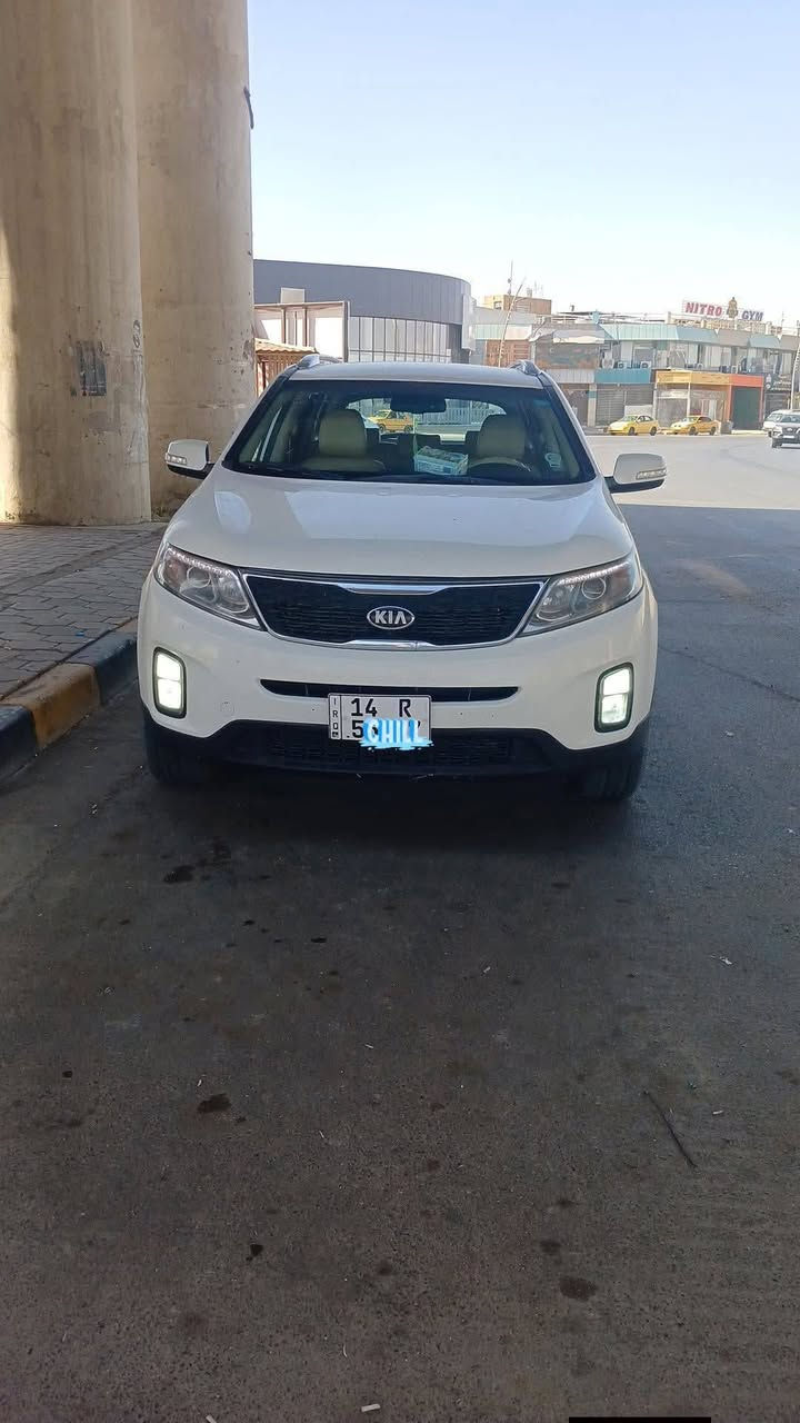 السلام عليكم كيا سورنتو 2014 خليجي رقم بصره بسمي نكليزي صبغ حزام
مكينه 6سلندر كير 6نمر بصمه أبواب وتشغيل
لد أمامي حساس امامي خلفي عينه ديجتال 7راكب 3قطع تبريد تدفئه بردات خلفيه فول عده فتحه تخم تاير جديد +سبير السعر 135 وبيهه مجال قليل 
مكان السياره ميسان مركز للاستفسار اتصل 
***********
