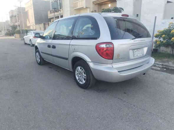 دوج موديل ٢٠٠٧ سبعه راكب سياره نضيفه جدا ماشيه ٨٢ فقط مال بيت ومحافظين عليهه كلهه عل بلاد بيهه بس باب صبغ  كير اوتوماتيك كير ومحرك بلادي مكفولات ٢٤٠٠ اربعه سلندر اقتصاديه ومفيده وخدميه لاصحاب الخطوط والعائله الكبيره تخم تاير دواخل نضيفه جدا تبريد وتدفئه كهربائيات شركه سياره جاهزه وتحويل مباشر عنواني البياع السعر ٧٠ للاتصال ***********. و ***********او بغداد
