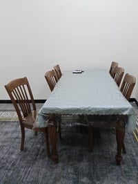 سلام وعليكم ميز طعام ٦ كراسي نوع الخشب زان و سنديان   مستخدم شي قليل ن...