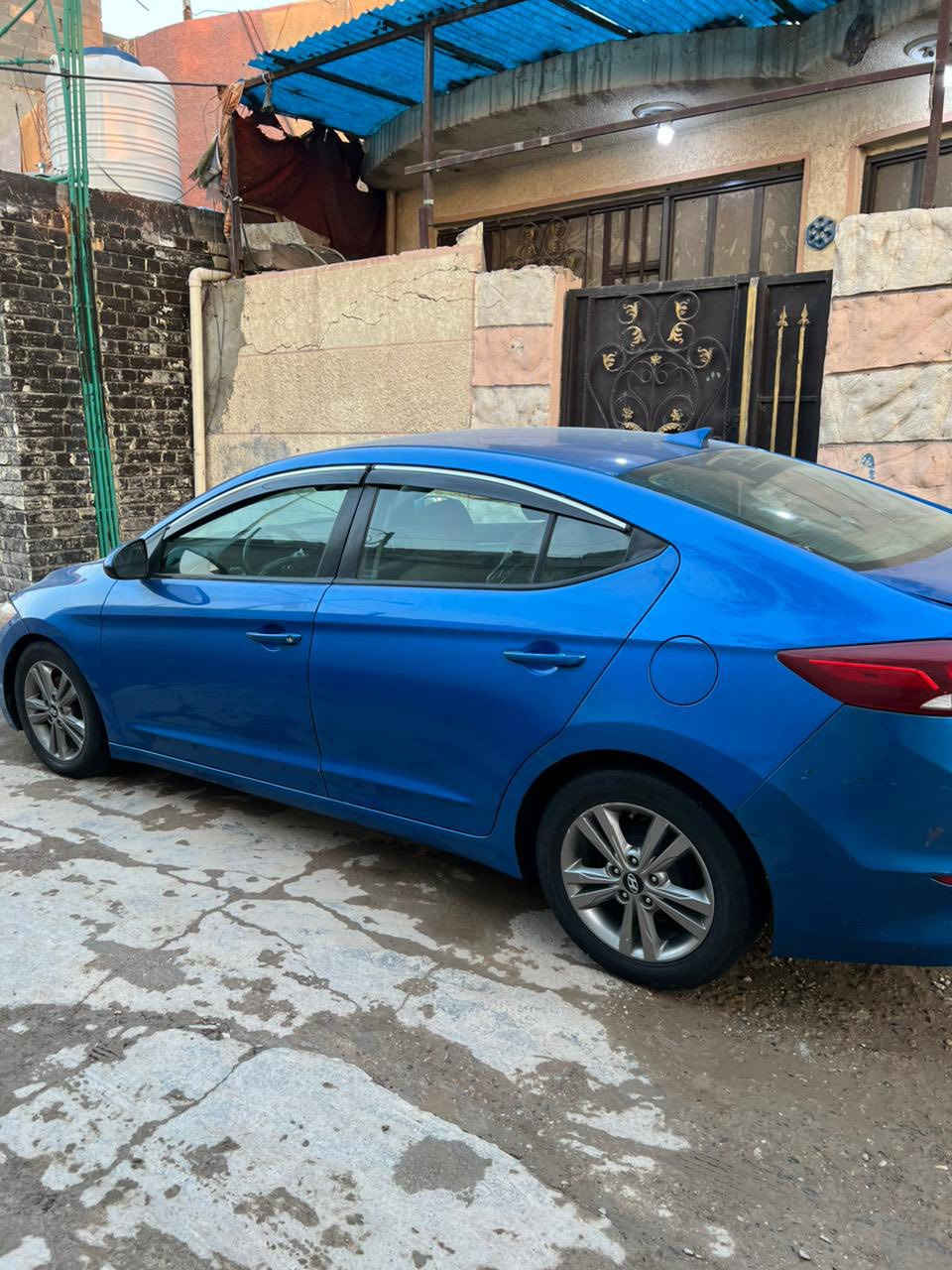 سلام عليكم للبيع النتراء 2017
موديل 2017 بغداد بسمي مكينه 2000 دوش للعلم نص فول مكينه مكفوله

الحادث قبق جنطه نفسه معمر و بالعراق بنيد مصبوغ وطخه بالدوسه العكس السايق  

السعر 120 وبيها مجال بسيط

رقم ***********

***********
