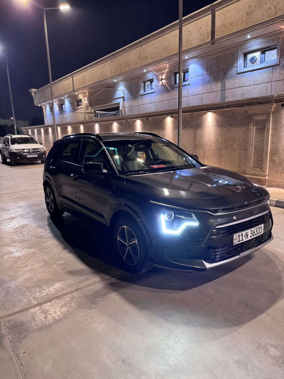 السلام عليكم 

كيا نيرو هايبرد ٢٠٢٤

وارد امريكي حادثها بنيد وداعاميه   +بيها شخوط بسيطه 

مواصفات lx
داخل ابيض 
شاشه متصل 
كشنات حار بارد 
سايد بريك كهرباء 
قطعتين تبريد 
ترحيب 
اوتو بارك 
السياره جاهزه 

رقم بغداد 

اقصاديه التفويله الوحده٨٥٠ كيلو تمشيك

ماشيه 14الف 

مكاني بغداد  
السلام عليكم 

كيا نيرو هايبرد ٢٠٢٤

وارد امريكي حادثها بنيد وداعاميه   +بيها شخوط بسيطه 

مواصفات lx
داخل ابيض 
شاشه متصل 
كشنات حار بارد 
سايد بريك كهرباء 
قطعتين تبريد 
ترحيب 
اوتو بارك 
السياره جاهزه 

رقم بغداد 

اقصاديه التفويله الوحده٨٥٠ كيلو تمشيك

ماشيه 14

مكاني بغداد حي العلام   

*********** بغداد, العراق
