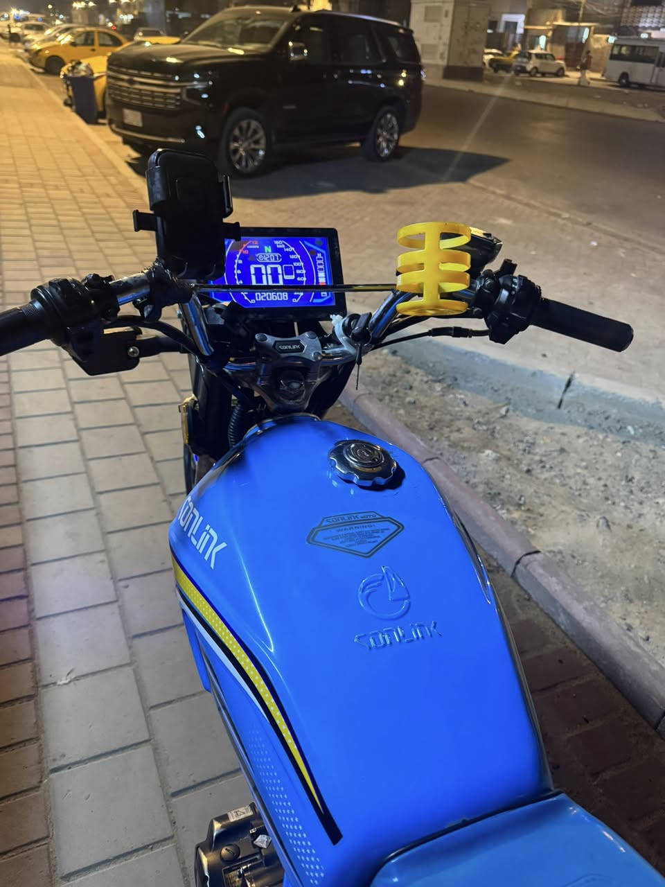 دراجه سونكً مديل 25 شاشه اكترونيه دراجه نضيفه بس تبدل دهن تطلع بيه مال بيت دراجه نضيفه 5 كير المكينهً200سيسي سلف هندر تجي تاخذه من باب بيتي مكاني بغداد مدينه الصدر السعر 650وبيهً مجال رقم الهاتف ***********
