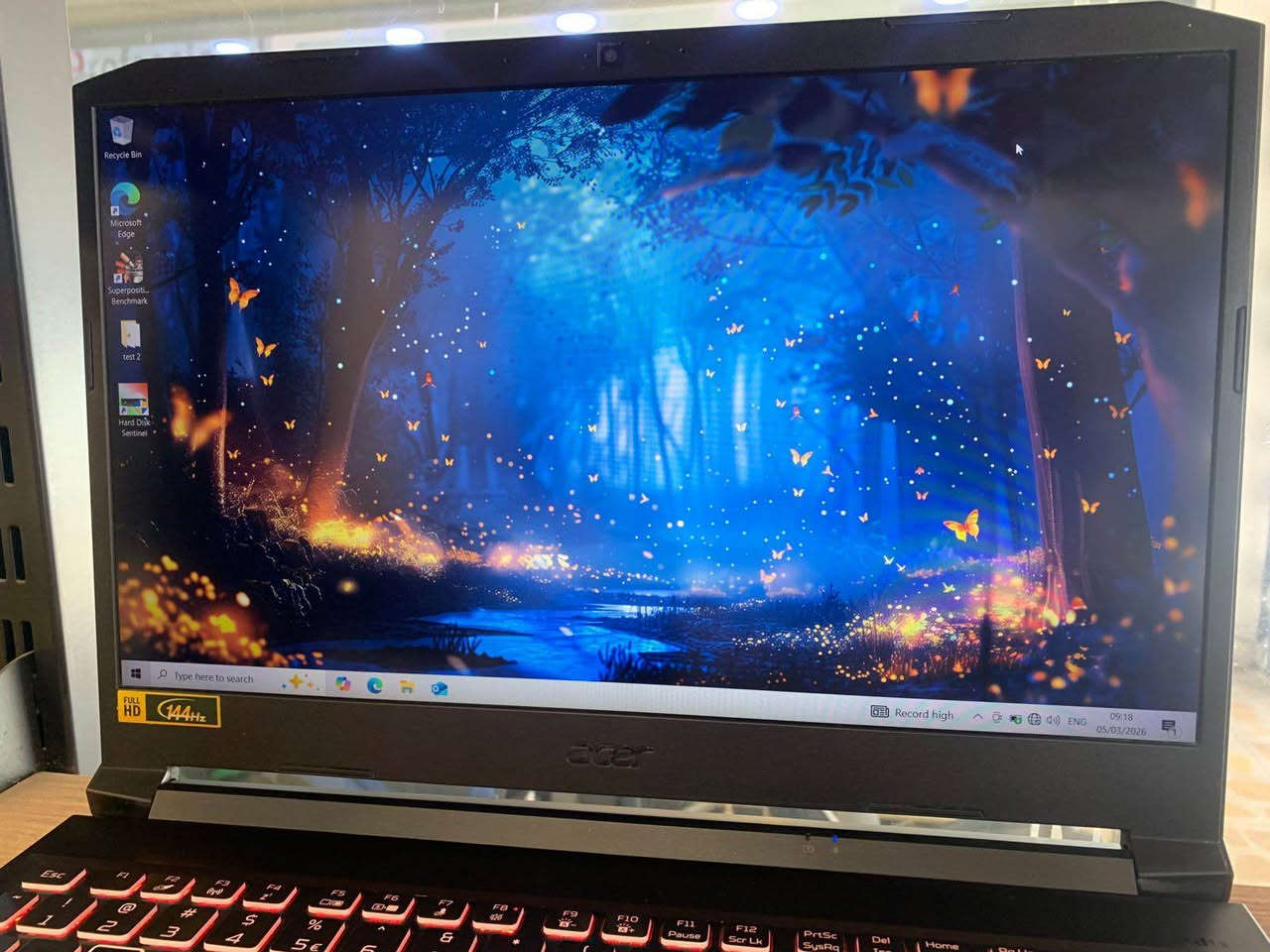 🔥 عرض مميز للـGaming بسعر قوي 🔥  

💻 Model: Acer Nitro 5  

⚙️ المعالج (CPU): Intel Core i5-11300H  
🧠 الرام (RAM): 16GB DDR4  
💾 التخزين (Storage): 512GB SSD NVMe  
🎮 كرت الشاشة (GPU): RTX 3050 خارجي  
🎮 حجم كرت الشاشة: 4GB GDDR6  
⚡ استهلاك كرت الشاشة: تقريباً 75W – 80W  

🖥 الشاشة: Full HD – تردد 144Hz (سلاسة عالية بالألعاب)  

✨ المميزات:  
✅ يشغل الألعاب الحديثة بأداء ممتاز  
✅ شاشة 144Hz تعطي تجربة لعب سلسة  
✅ مناسب للألعاب، التصميم، والبرامج الثقيلة  
✅ سرعة عالية بفضل SSD NVMe  

💰 السعر: 587$ دولار

🚚 متوفر توصيل لجميع المناطق  
📩 للحجز أو الاستفسار راسلنا خاص أربيل, العراق


**إذا كنت صاحب هذا الإعلان وتريد حذفه لأي سبب، رجاءا أرسل رسالة إلى الدعم الفني**