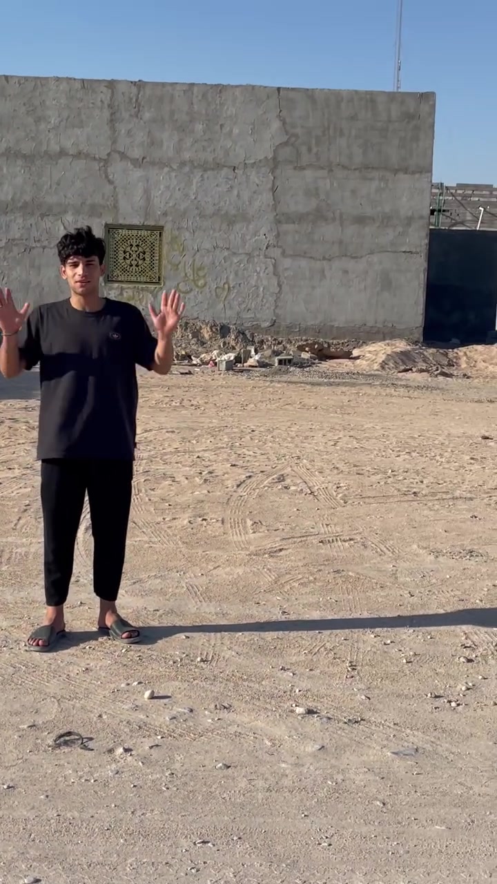 سلام عليكم
قطعة أرض زراعي 250متر قرب بيت شداد  بظهر جامع غزه 
الأستفسار مع السعر على رقم *********** 
كذالك واتساب تواصل
