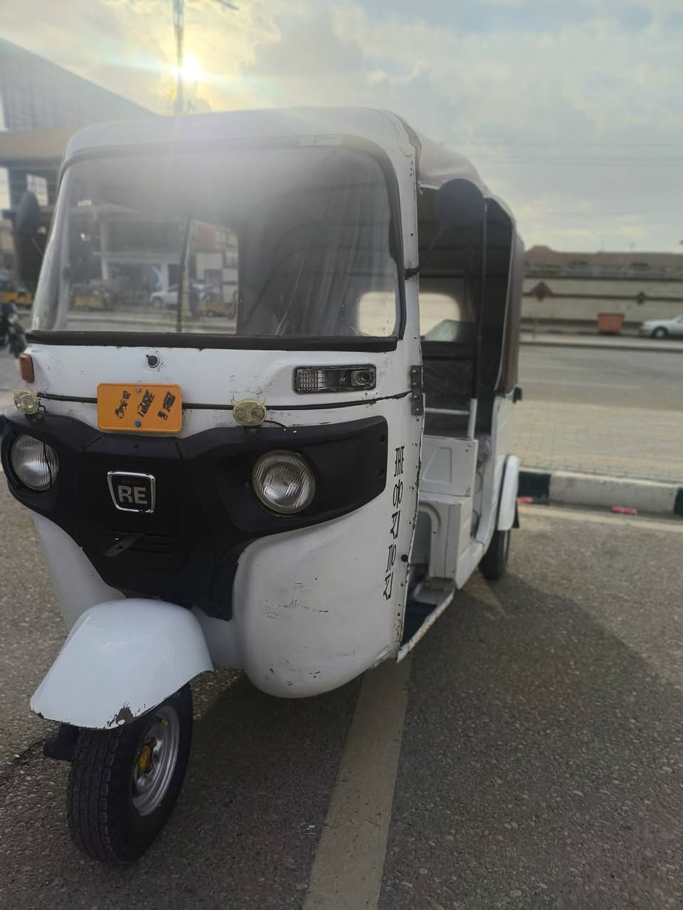 سلام عليكم مديل 20 وراق وراق مكينه مجفته الگشره بيه بارد بل لغد فقط السعر 4800 وبيه  ***********
