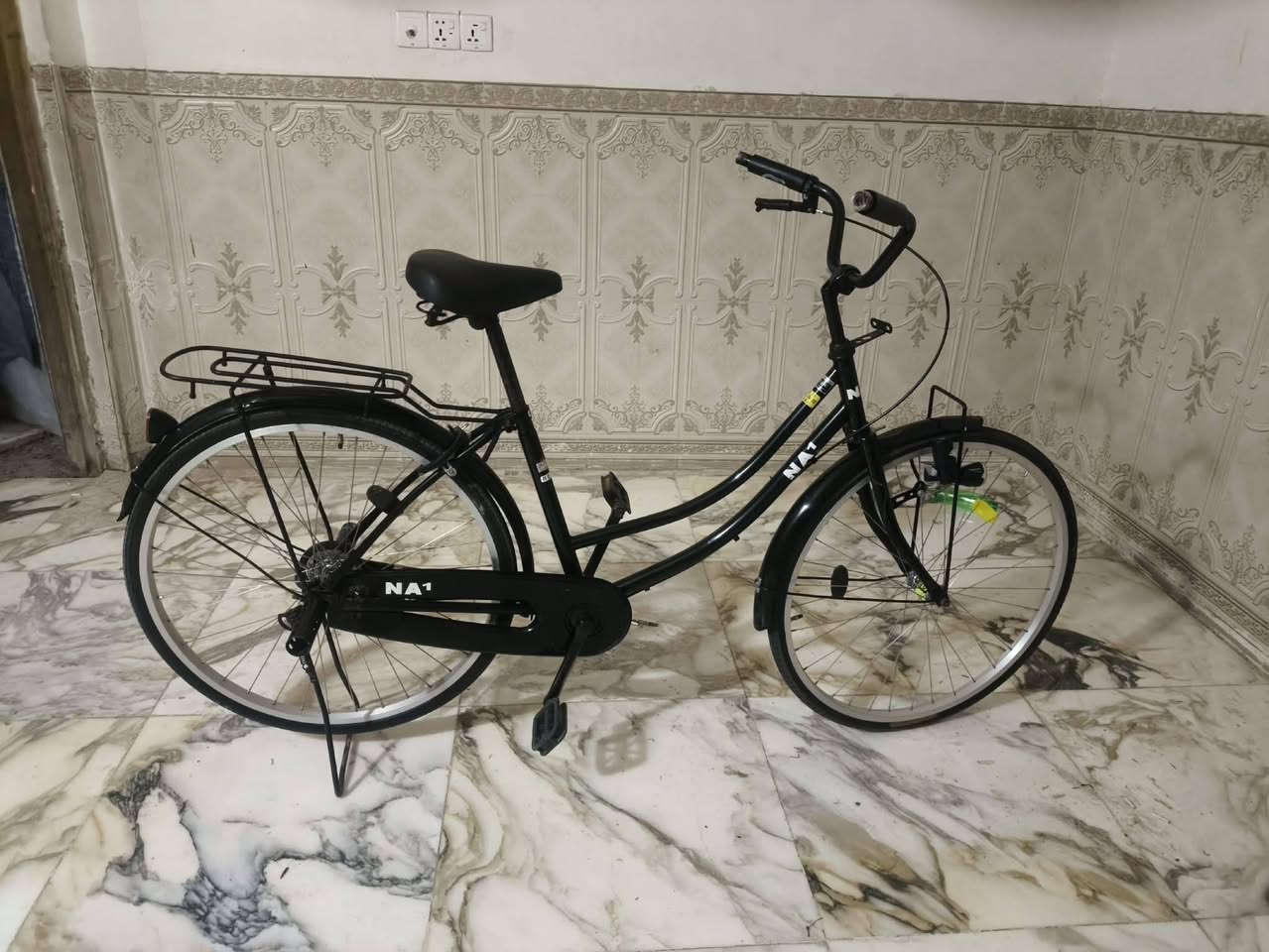 السلام عليكم  بايسكل للبيع السعر  125وبي مجال


**إذا كنت صاحب هذا الإعلان وتريد حذفه لأي سبب، رجاءا أرسل رسالة إلى الدعم الفني**
