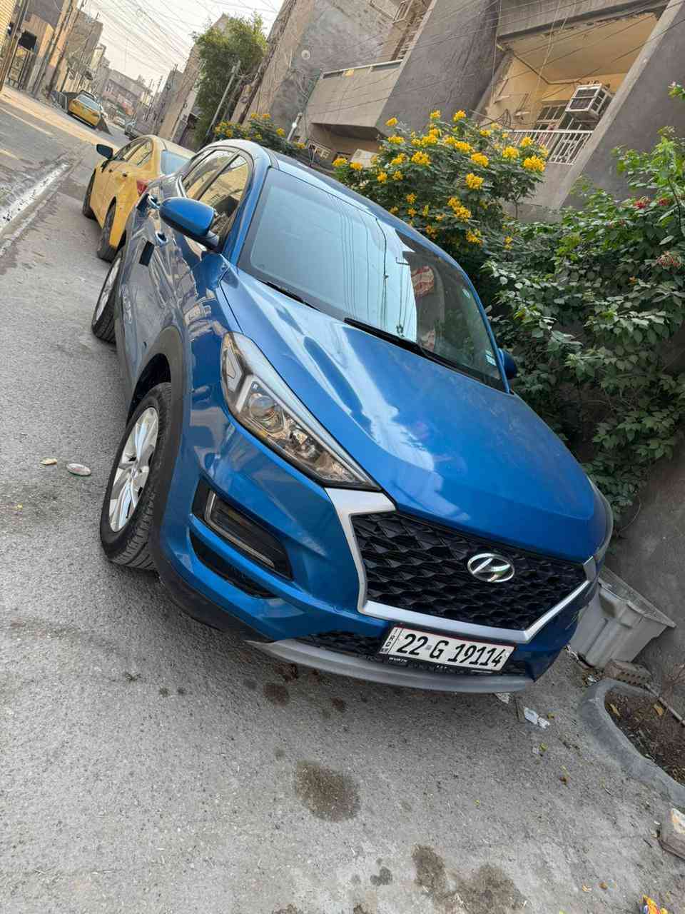 توسان ١٩
اربيل بسمي 
وارد الضرر بنيد صطحي مكفول شواصي ولغد 
والباب الخلفي الايمن  بي نص صبغ بس 
ماشية ١٠٥
السعر ١٥٥$
السونار مرفق 
بغداد العبيدي 
***********
