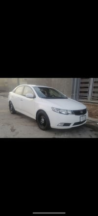 البيع سيراتو مديل2010 مكينه1600 سياره خليجي الاستفسار07781188233