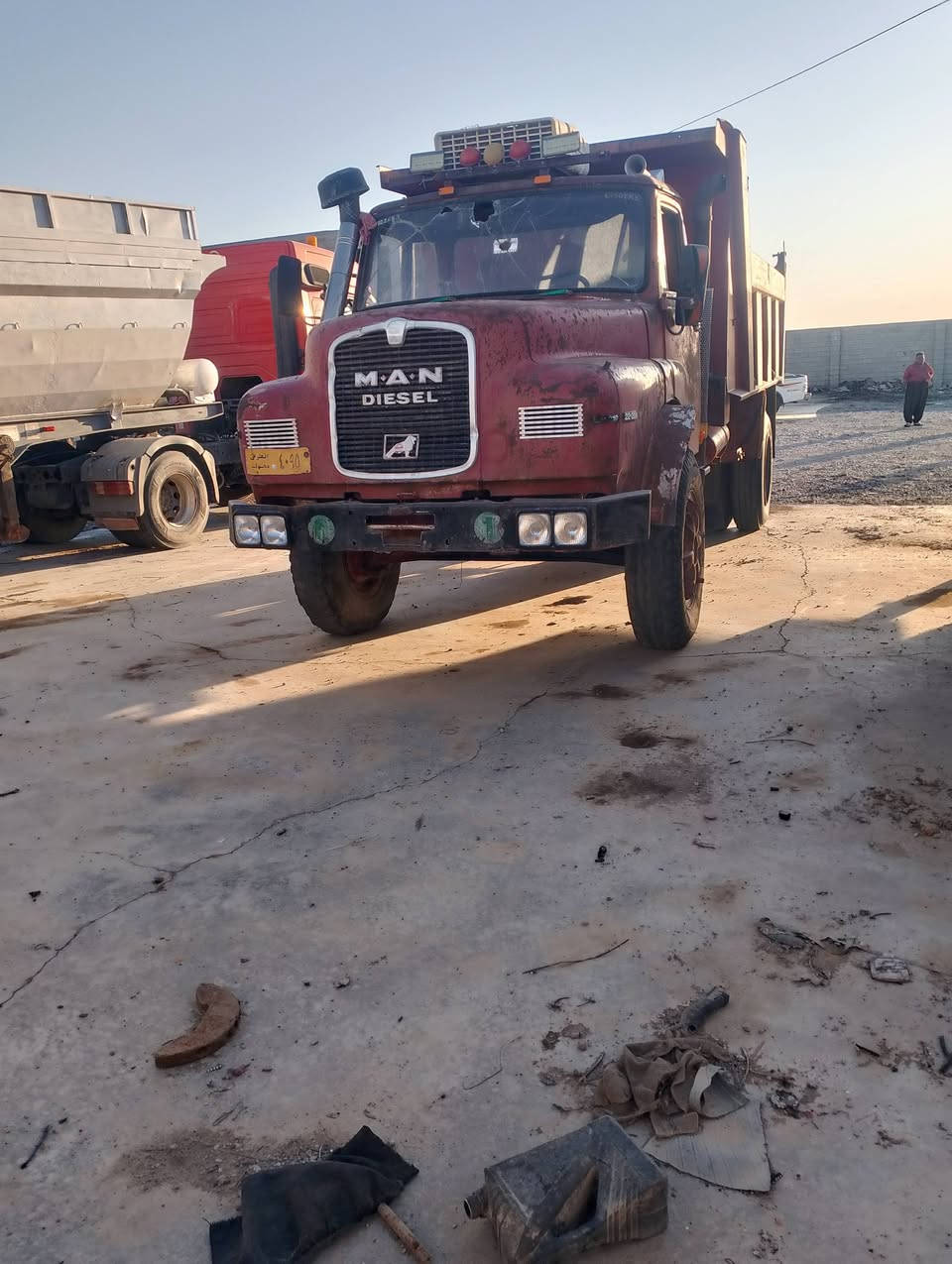 السلام عليكم
يوجد گلابه مان للبيع موديل 82 رقم دهوك جاهزه عل شغل من الدعاميه للدعاميه بعده بلادي صبغ مابيه بس تجلب السويچ 

السعر 85 $ وبيه مجال حك الجيه 

للأستفسار اتصال ***********
