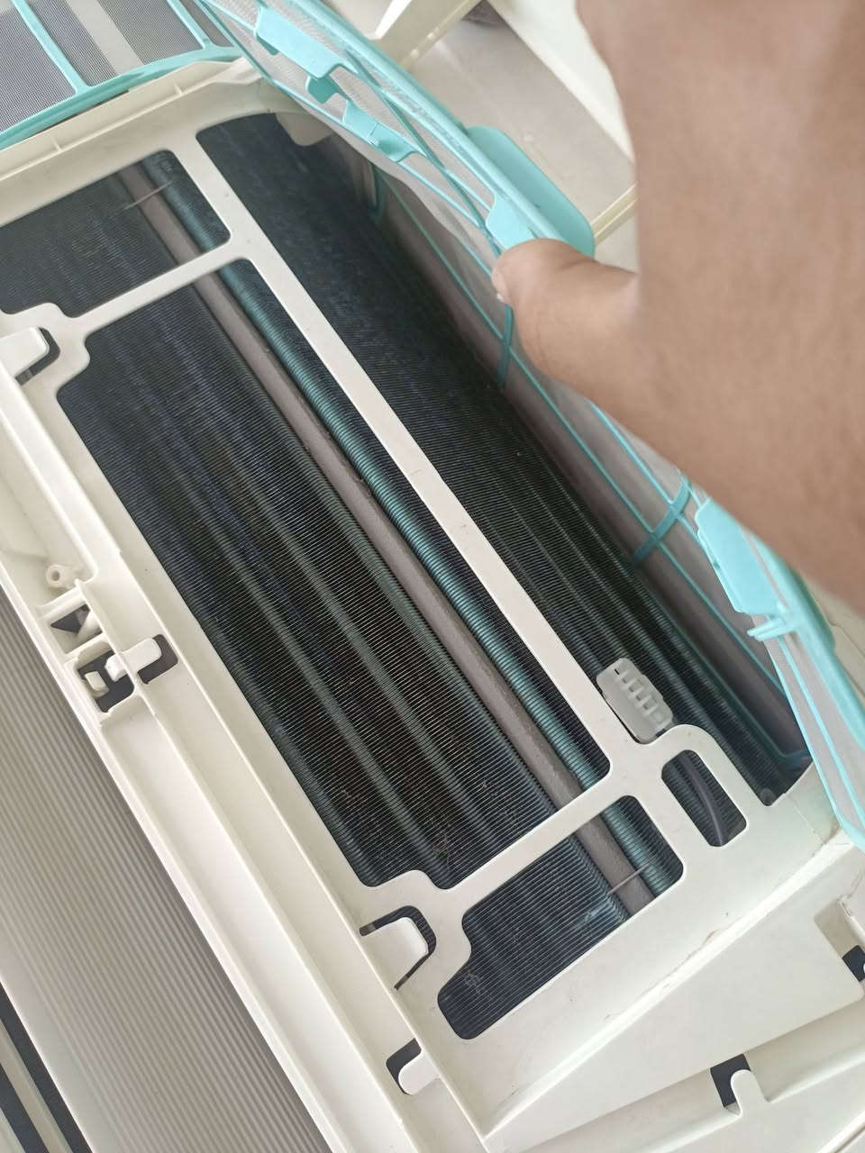 سلام عليكم 
سبالت للبيع العدد 2 نوع ¹( توسوت ) ²( كارير الامريكي )
حجم 2 طن (24000) وحدة حرارية 
كامل ملحقات ستاند و ريمونت اصلي 
نظيفات ومغسولات + بواري جدد + وايرات جدد 
سعر الواحد ب370 وبي مجال ضمان اسبوع 
***********//*********** يوجد واتس آب 
 عنوان كربلاء حي الغدير يوجد توصيل و تنصيب
