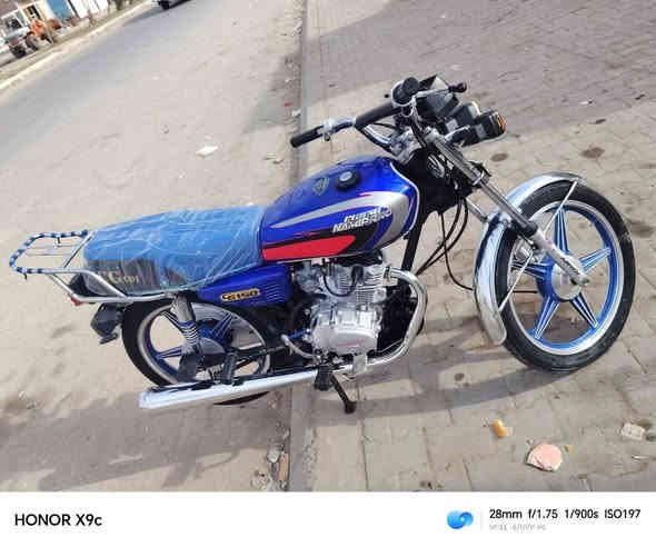 سلام عليكم موطور ٢١ ٤ كير كامل من كلشي كهربائيات كامله محرك مامفتوح ***********
