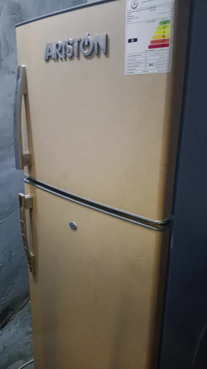 ثلاجة خير من تجميد السعر 75 مكاني الحسينية القمانيات 
***********
