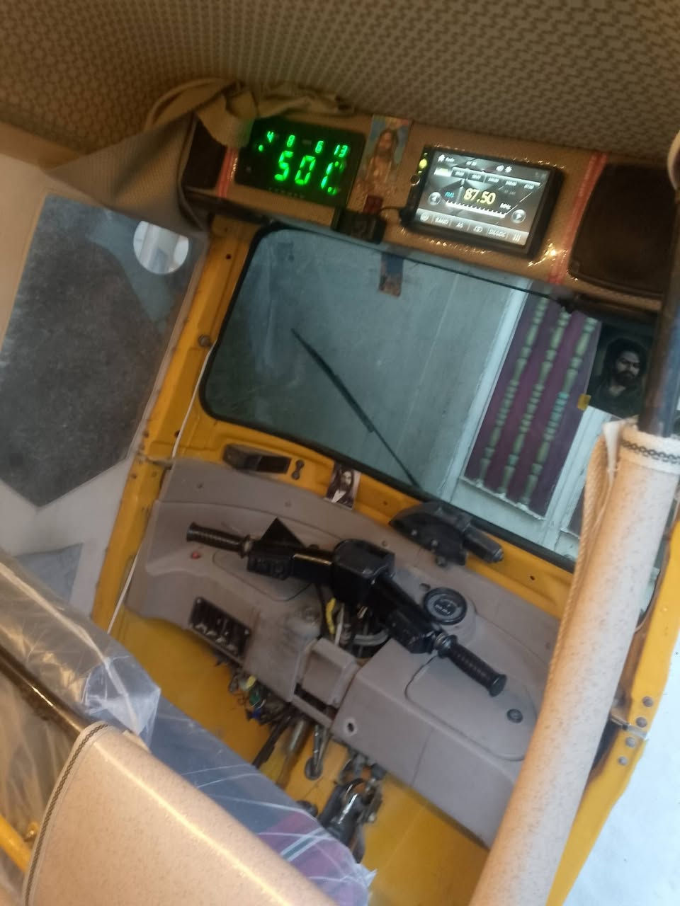 تكتك البيع 19شهر 12سنوية ورقم بل سنوية تقرة 20شهر 2 محرك اكسل بحاله جيده السعر 6///// ***********
