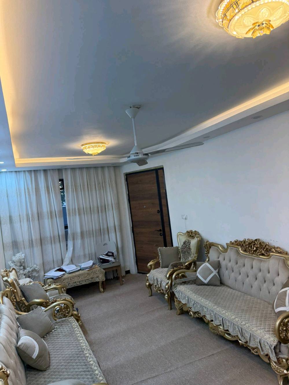  ملك 125 متر طابقين منطقة حي الاساتذة قرب اسواق دبي وملعب الاساتذة يحتوى المنزل على 3 غرف نوم ومخزن يصلح غرفة ومطبخ وصالة استقبال وممر واسع و3 حمامات(ثنين داخل المنزل وواحد خارجي) للاستفسار ورؤية المنزل التواصل مع: +964 775 843 7521سعر المنزل300 مليون قفل