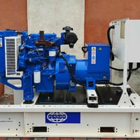 ٣٠ كيفي • بيركنز إنكليزي • ٧٠٦ ساعة