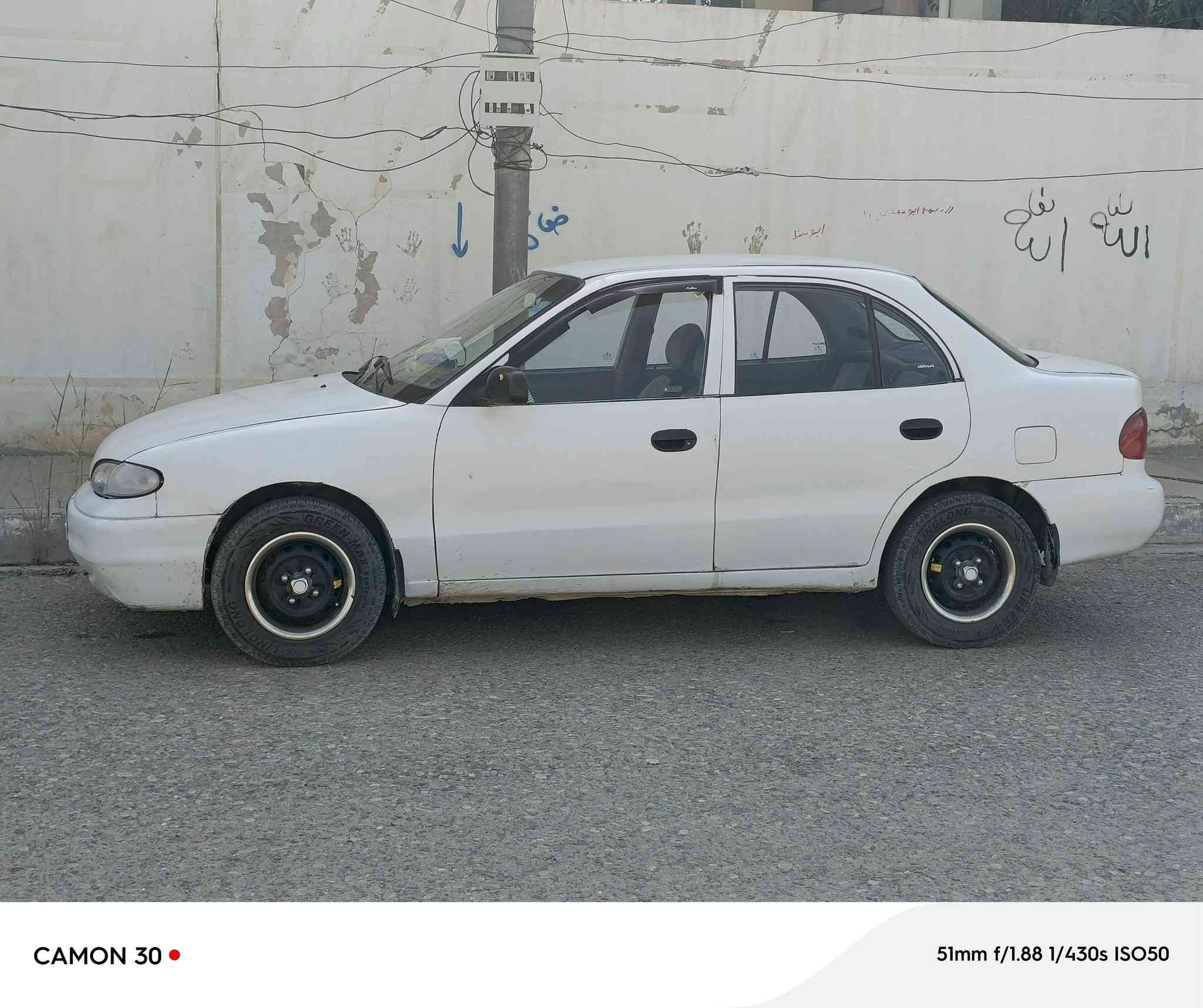 بعد السلام سياره هونداي اكسنت موديل 96 شرط محرك كير كهربائيات شغاله رقم كركوك تحويل ثاني يوم سنويه لحد 27 دفتر بانزين سياره مال جناي شغل وطلع سعرها جوه السوك 33 وبيها مجال وذا اكو مراوس حسب القناعه  اراوس العنوان الحويجة داخل ***********
