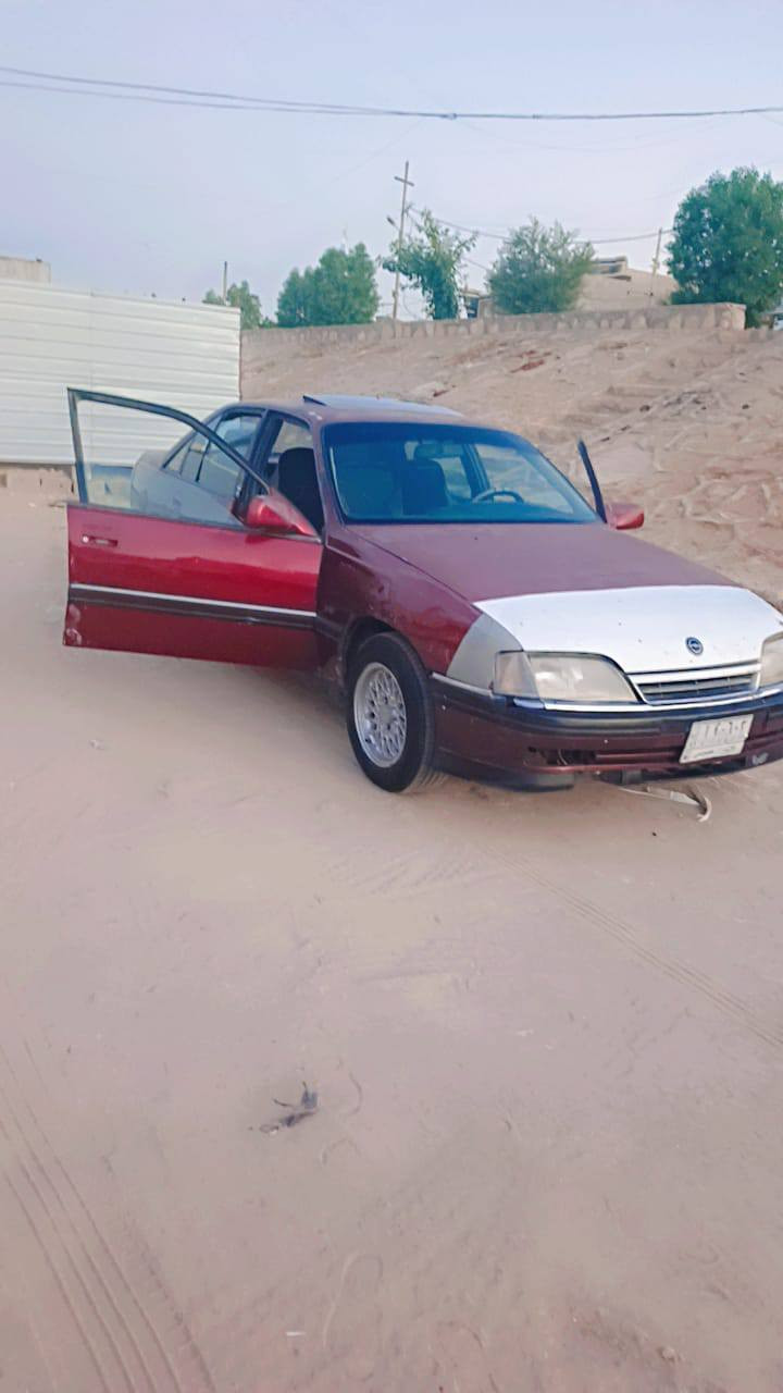 السلام عليكم هاي اوبل اوميجا موديل 91 السياره محرك 2000 بلادي سياره نظيفه بدون خميسد يراد لها السبطات السياره سعرها 25 فيها مجال بسيط مكان السياره الانبار المضيق‏‪***********‬‏
