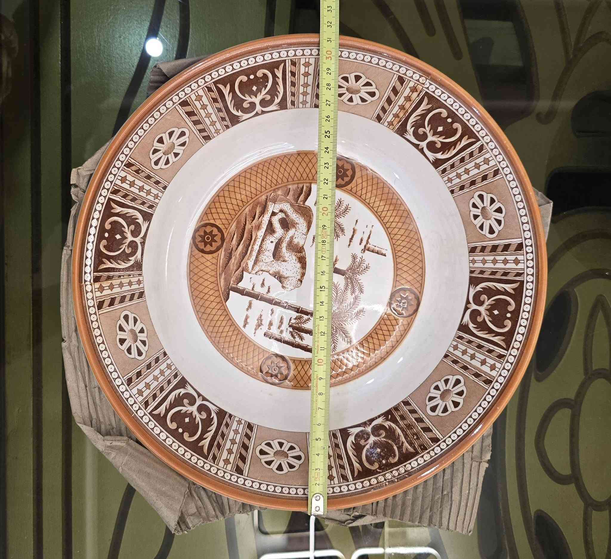 السلام عليكم
متاح صحن ابو الاسد ياباني قديم عدد٣ قطع ، الصحون غير مستعملة 
للتواصل عبر الواتس اب 
***********
