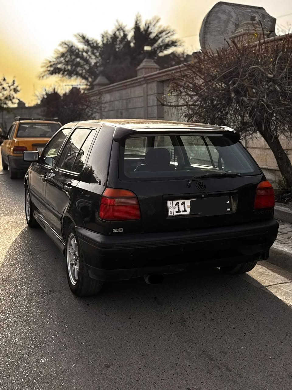 السلام عليكم للبيع كولف
موديل 1992
محرك 2000
محرك وكير جيد جدا
كير اوتماتيك
تبريد شغال ثلج
صدر جديد
كهربائيات كله شغاله
اي نقص مابيهه
هزه جديدة قبل اسبوع
سنوية جديدة
رقم مميز
السيارة بسمي
السعر 47 وبيهه مجال بسيط
المكان بغداد بالاعضمية
للإستفسار ***********
