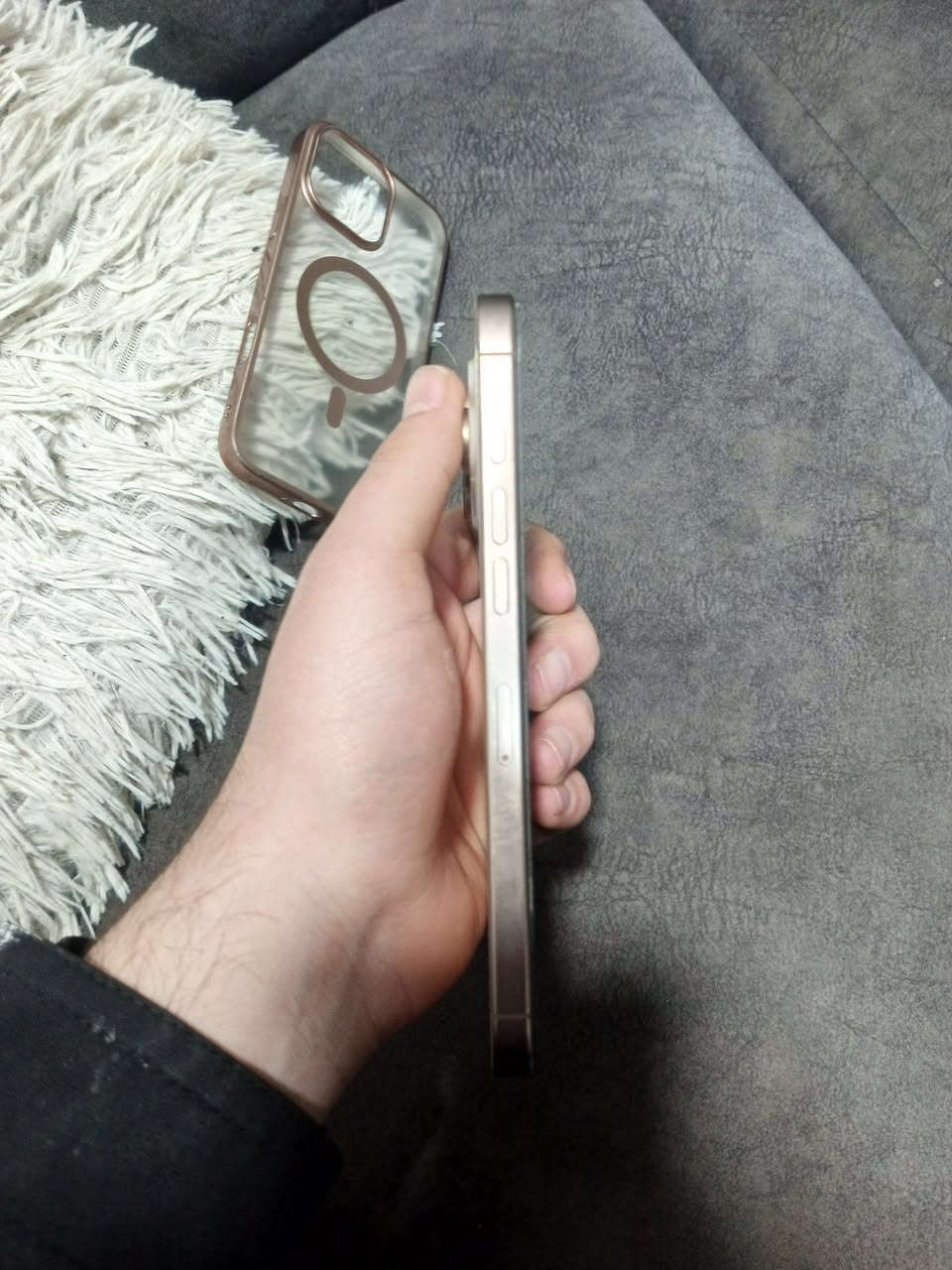 ايفون 16 برو ماكس جهاز جديد ماصارله شي عندي
نورمال شرط 
بطاريه 97
ملحقاته كامله
السعر 1575 بي مجال بسيط


**إذا كنت صاحب هذا الإعلان وتريد حذفه لأي سبب، رجاءا أرسل رسالة إلى الدعم الفني**