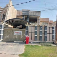 ٢٤٠م • سند مستقل • كراج لسيارتين