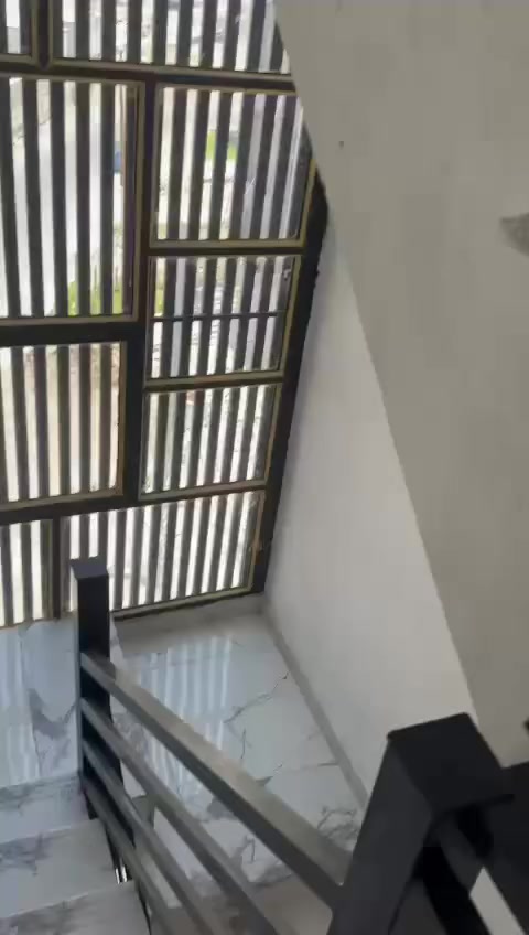 شقه للإيجار طابق اول تحتوي على غرفه نوم او صاله او مطبخ او صحيات حي جهاد مقابل مجمع النسيم.  للاستفسار ***********.
