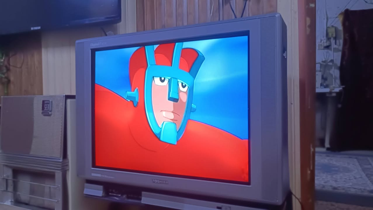 سلام عليكم توشيبا. النادر. المشبع بالألوان. فلاترون حجم 29 منافذة.  كومبونت... S.vedeo  ..av.  سعر 75 الف.  يوجد توصيل
