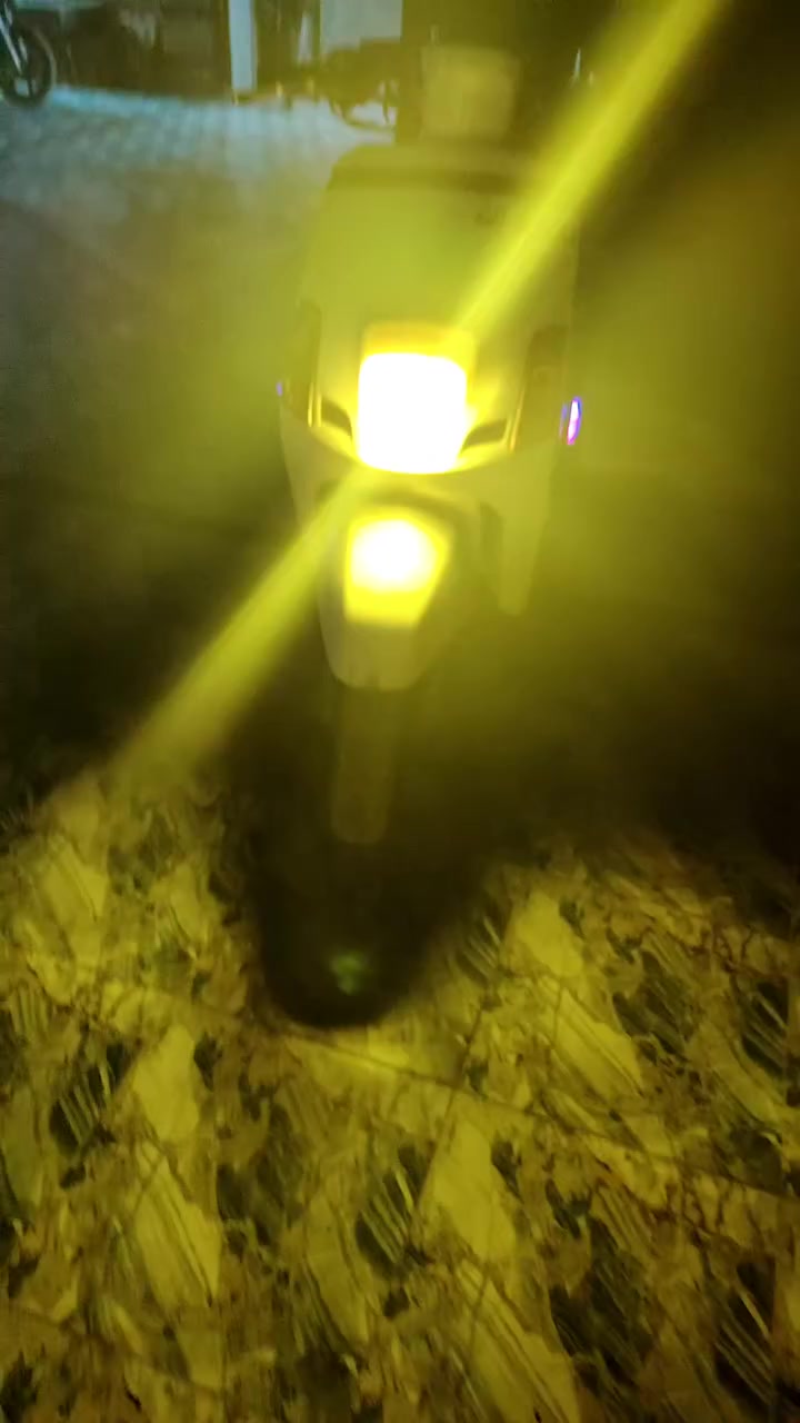 دراجه للبيع ماكس بوليسي نوزل التواصل***********
مكفوله من كلشي ومكفوله من السرقه 
الدراجه مامحتاجه اي شي 100/100
 بيه لايت زنون 
محرك مامفتوح مكفوله 
نكره سلف 
بريك شغال خلفي امامي 
محرك شوفت عينك 
مكاني بابل القاسم …  السعر 730 وبيه مجال
