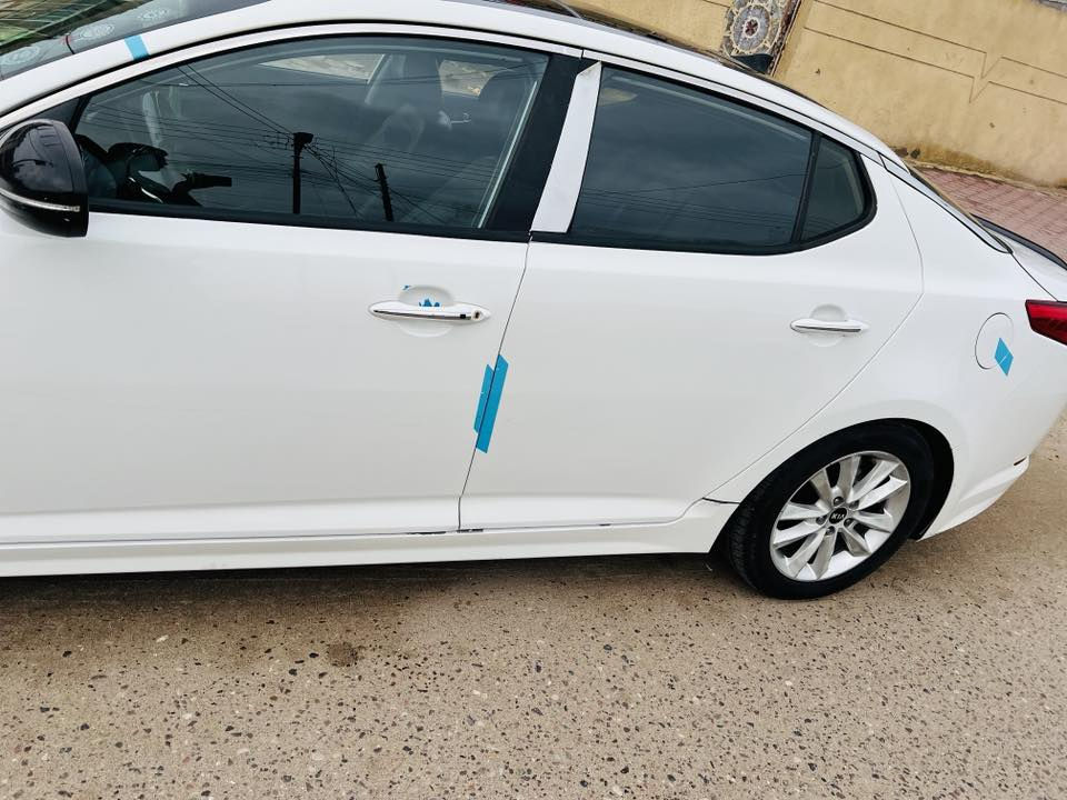 سيارة k5 2015 غاز غاز 

سيارة نضيفة وخير من الله 

بانوراما ( فتحة) 
حساسات 
سيارة كلة لمس فول مواصفات 
السعر ٦٣ 
***********
