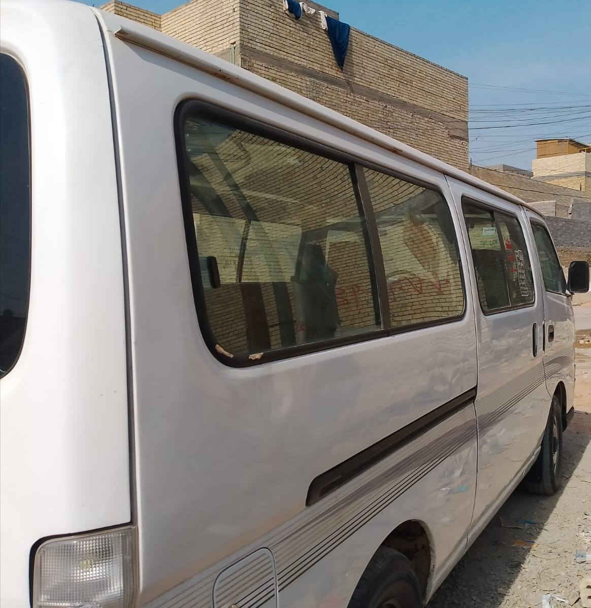 كيا نيسان موديل 2010
مكينة وحدادية فول. وصدر وغرفة نظيفة كلش
وتخم تاير. والسيارة بأسمي تحويل ثاني يوم.. 
رقم بغداد..  للبيع او مراوس بتكسي النترا او خصوصي. 
للتواصل. 

رقم الهاتف. ***********
رقم الهاتف اسيا. ***********..
