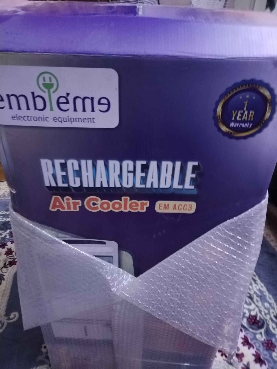 مبردة شحن Embreme Rechargeable للبيع
السعر: 100,000 دينار عراقي

المميزات:

- تعمل على الشحن والكهرباء
- تبريد قوي ومناسب للصيف
- بطارية تدوم لفترة جيدة
- هادئة بالاستخدام
- حجم عملي وسهلة النقل

العطل:
حق الماي ما ينزل على الحلقات ويحتاج تصليح بسيط، باقي الأمور شغالة زين.

السعر مناسب جداً مقارنة بسعر الجديدة. بغداد, العراق


**إذا كنت صاحب هذا الإعلان وتريد حذفه لأي سبب، رجاءا أرسل رسالة إلى الدعم الفني**