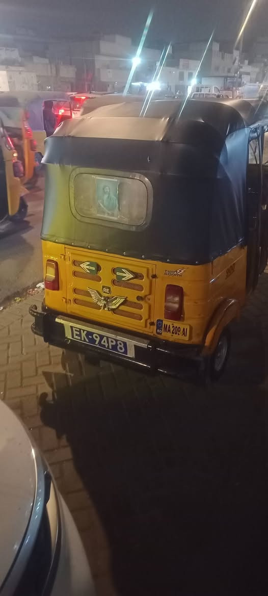 تكتك للبيع 19شهر 12رقم مكان مدينة الصدر***********
