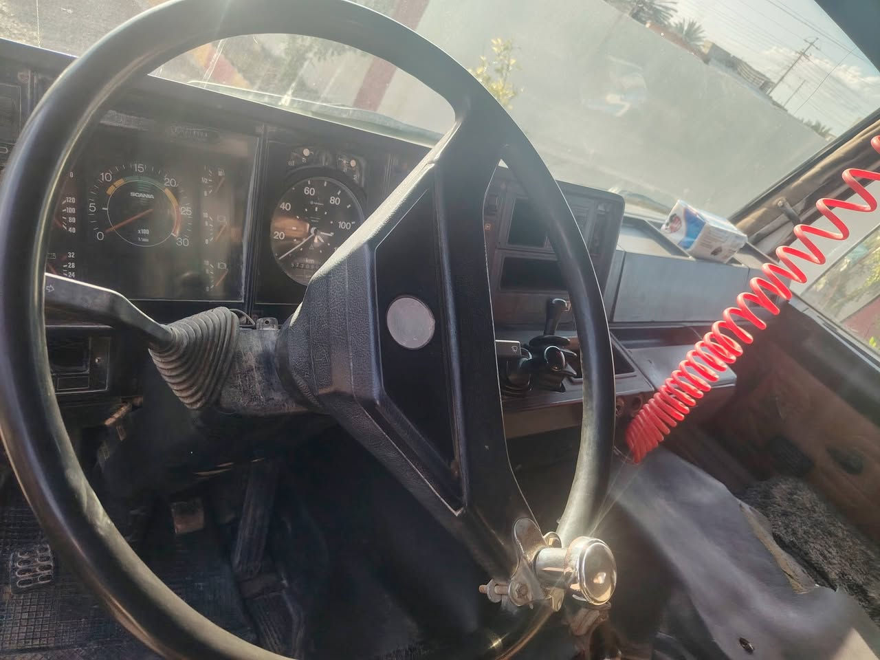 كلابه جاهزه للعمل 
محرك كير جديد
رقم صلاح الدين
السعر 100 شده
المكان قريه الاجمسه
***********
