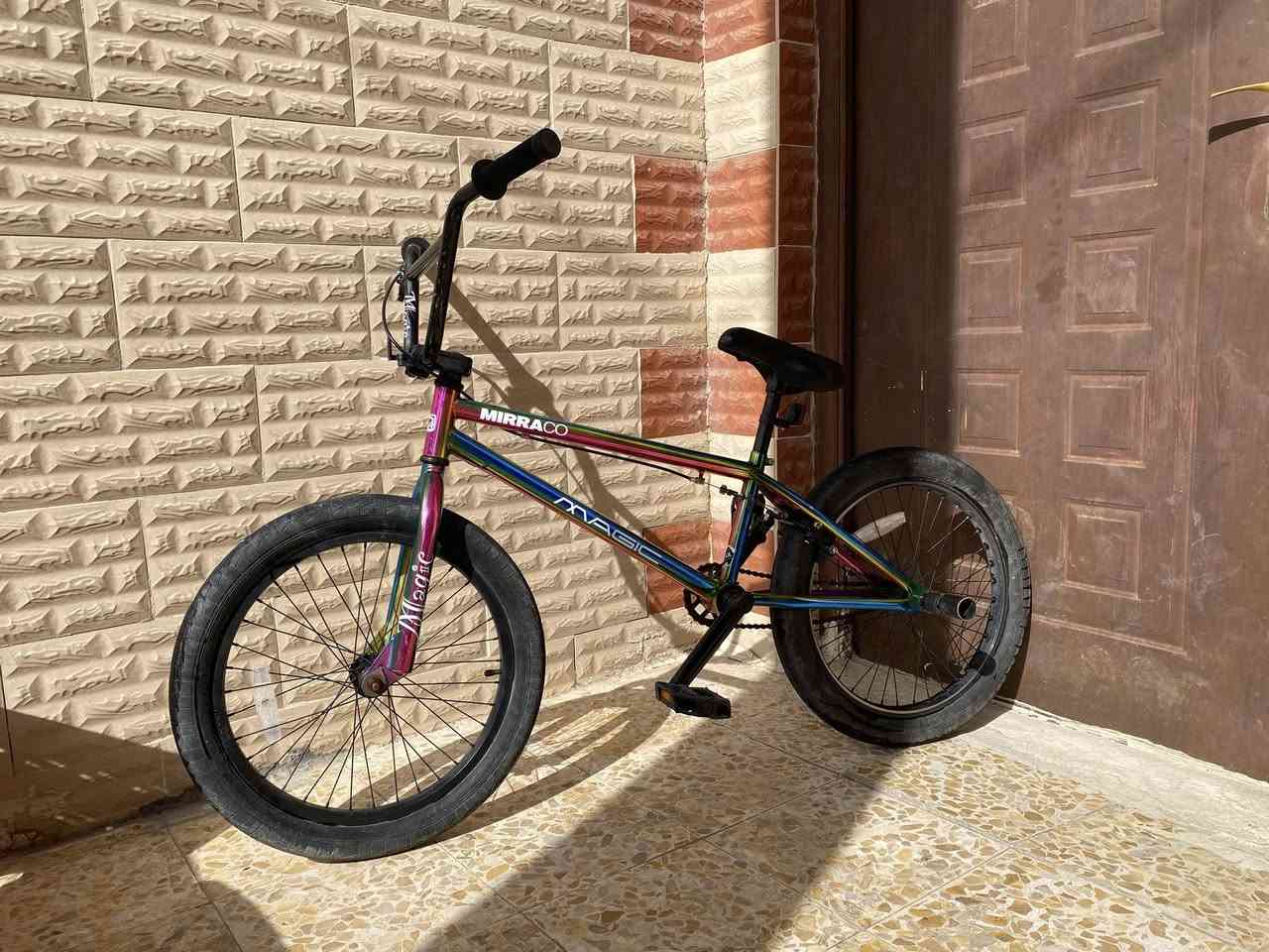 السلام عليكم
باسكل جيتي سبعة الوان 
للبيع 150 
عنوان بغداد
***********
