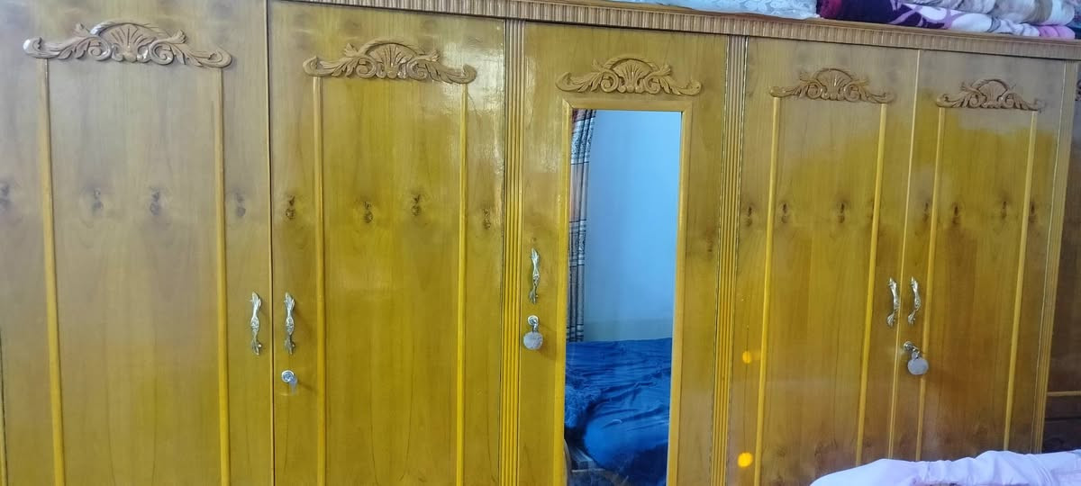 غرفه صاج خشب عراقي حيل نضيف ثقيل سعر 950 بي مجال شي بسيطه
لتواصل 
رقم الهاتف واتساب 
***********
@إشارة
