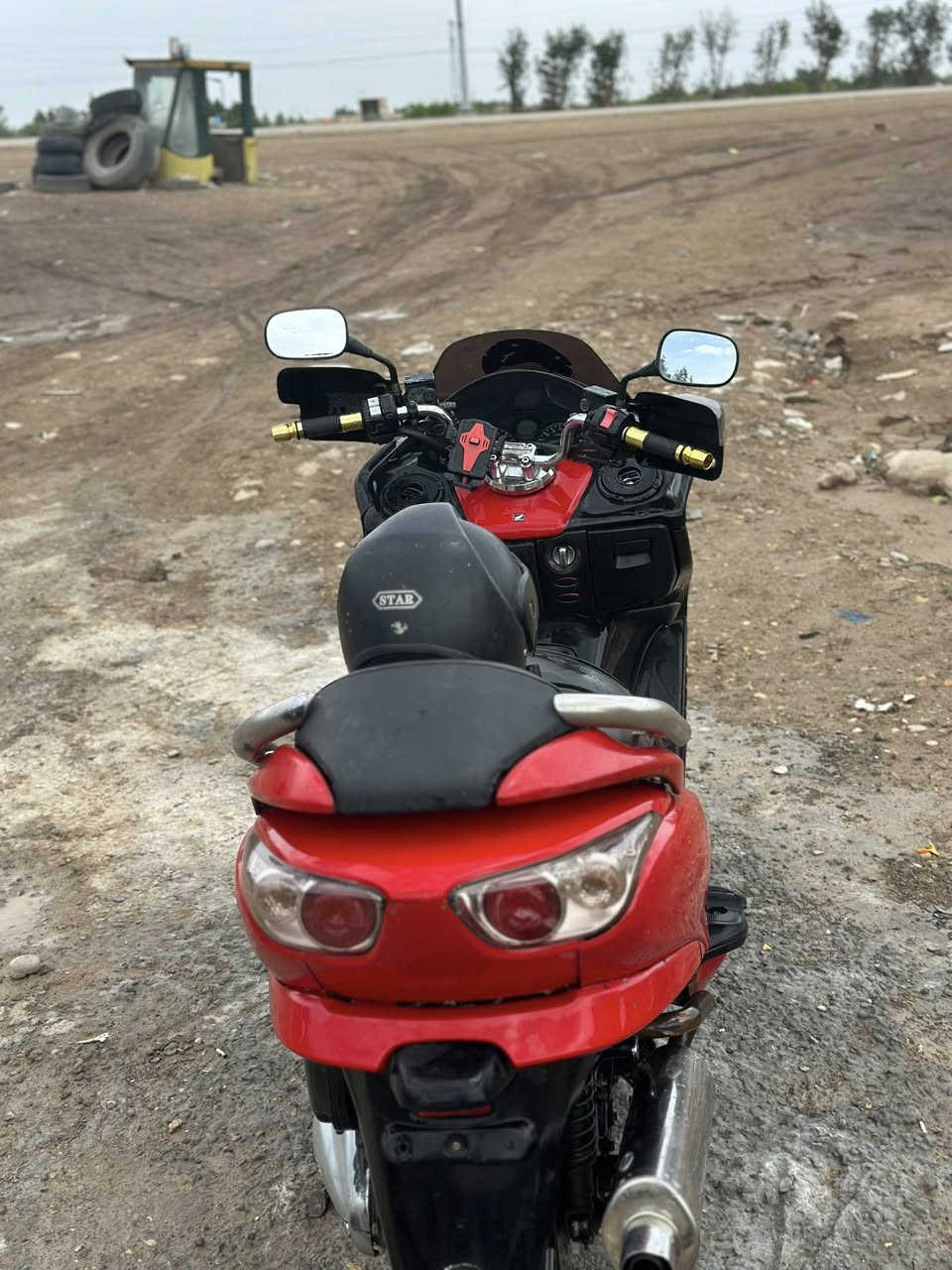 فورزه البيع 8/0 دراجه نضفه جاهزه وين ما تريد اطلع بيه مكينه مفتوحه بس رنكات كير  ملغي قراضه موجوده تايرات جديده منضومة زنون مكان الكوت زين القوس نتصال *********** /***********
